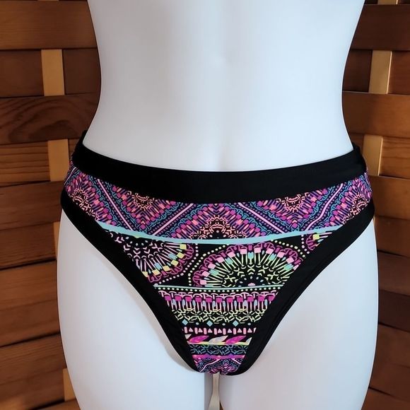 Victoria Secret Bikini 👙 - Picture 2 of 10